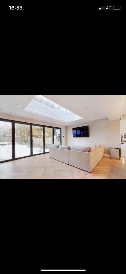 3 Bedroom House Hildenborough Exterior photo