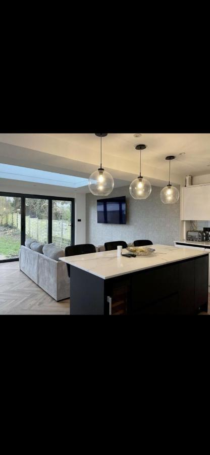 3 Bedroom House Hildenborough Exterior photo