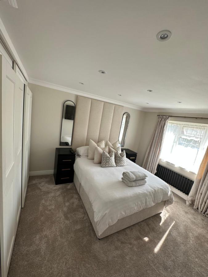 3 Bedroom House Hildenborough Exterior photo