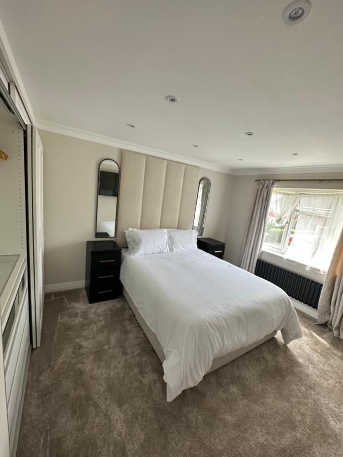 3 Bedroom House Hildenborough Exterior photo