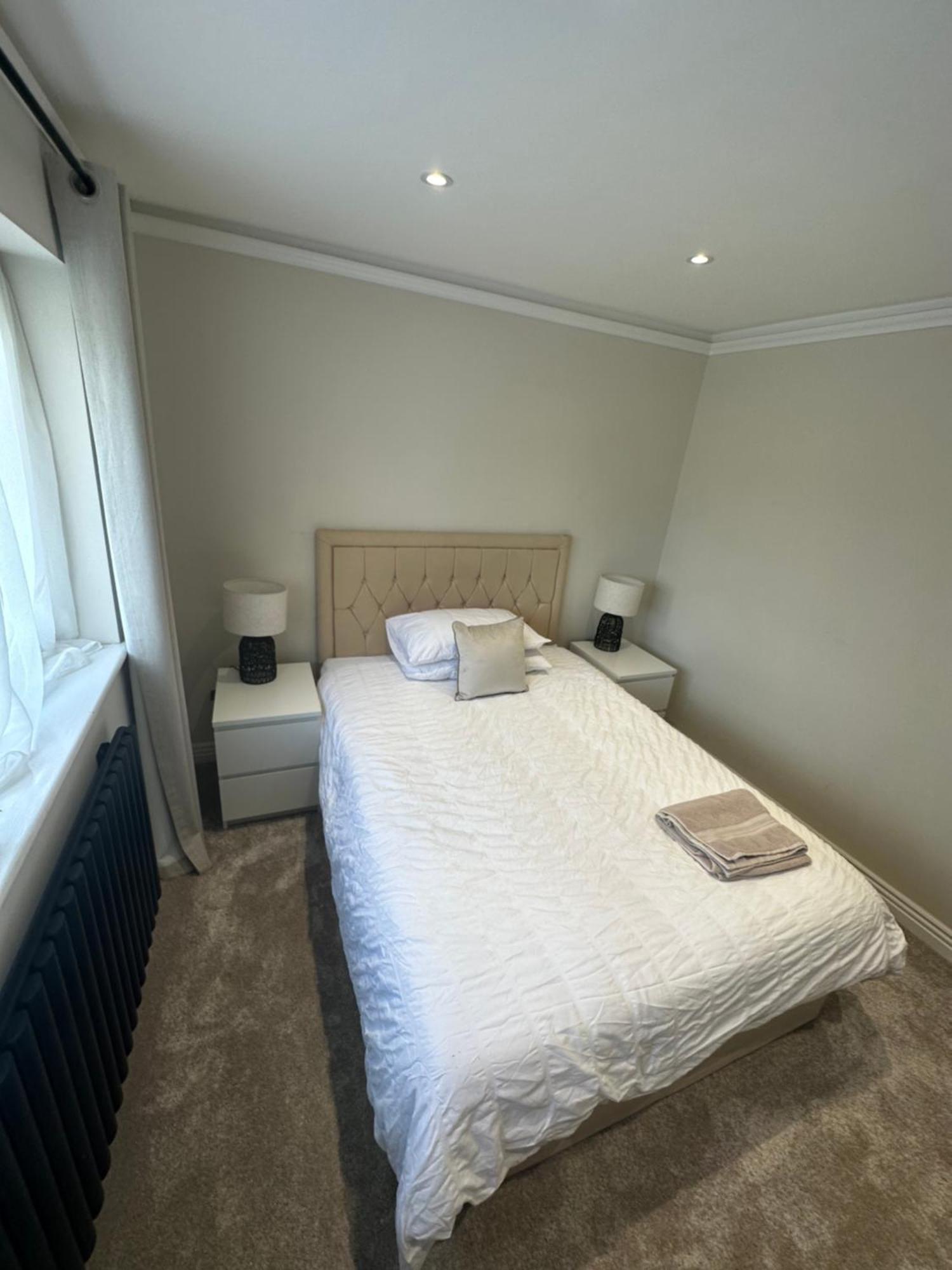 3 Bedroom House Hildenborough Exterior photo
